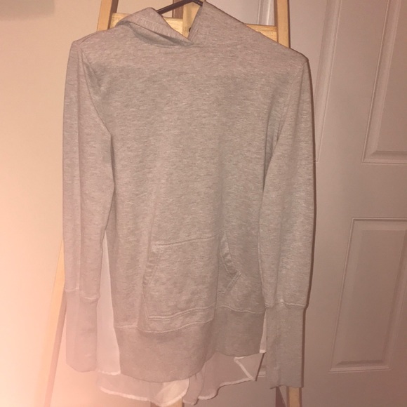 maddie Tops - Cute sweatshirt